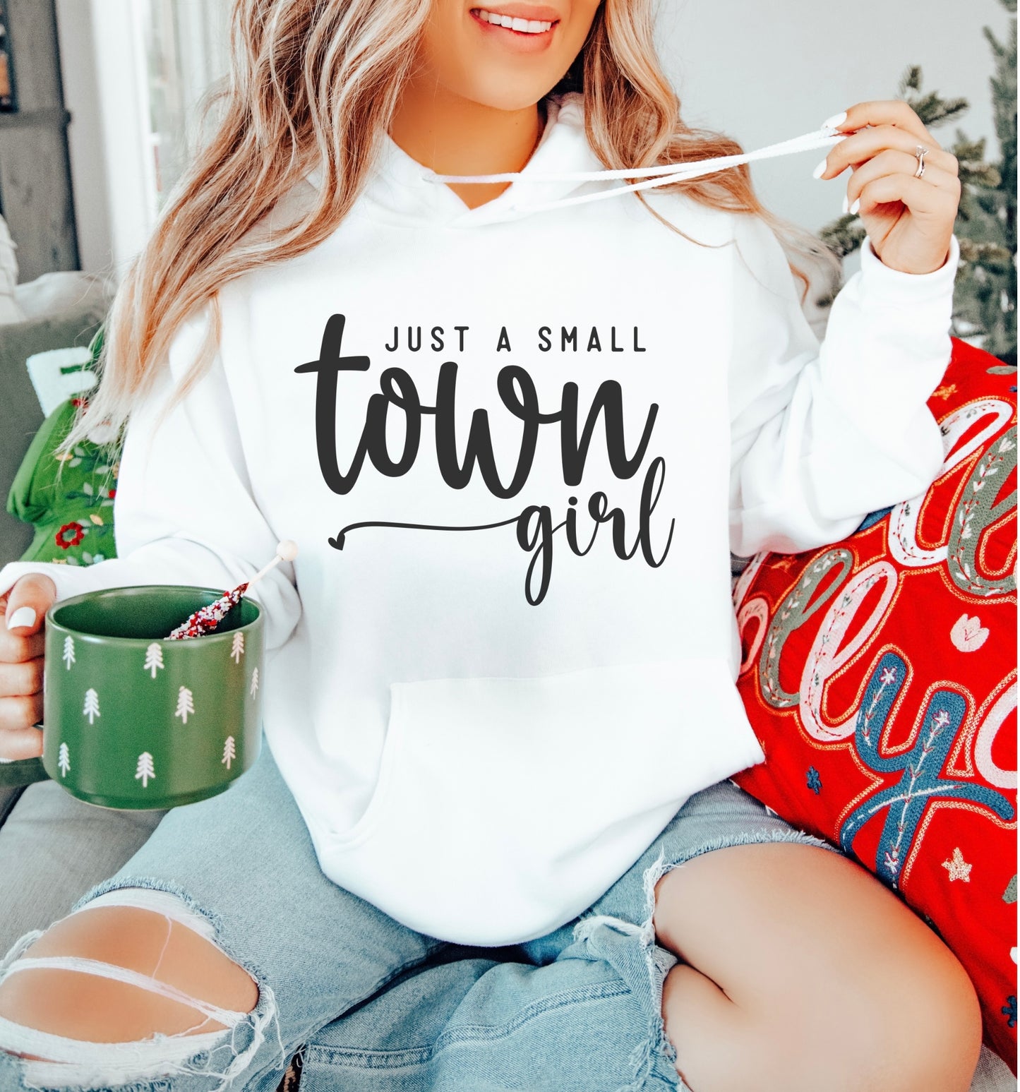 Just a small town girl! Heavy Blend™ Hooded Sweatshirt