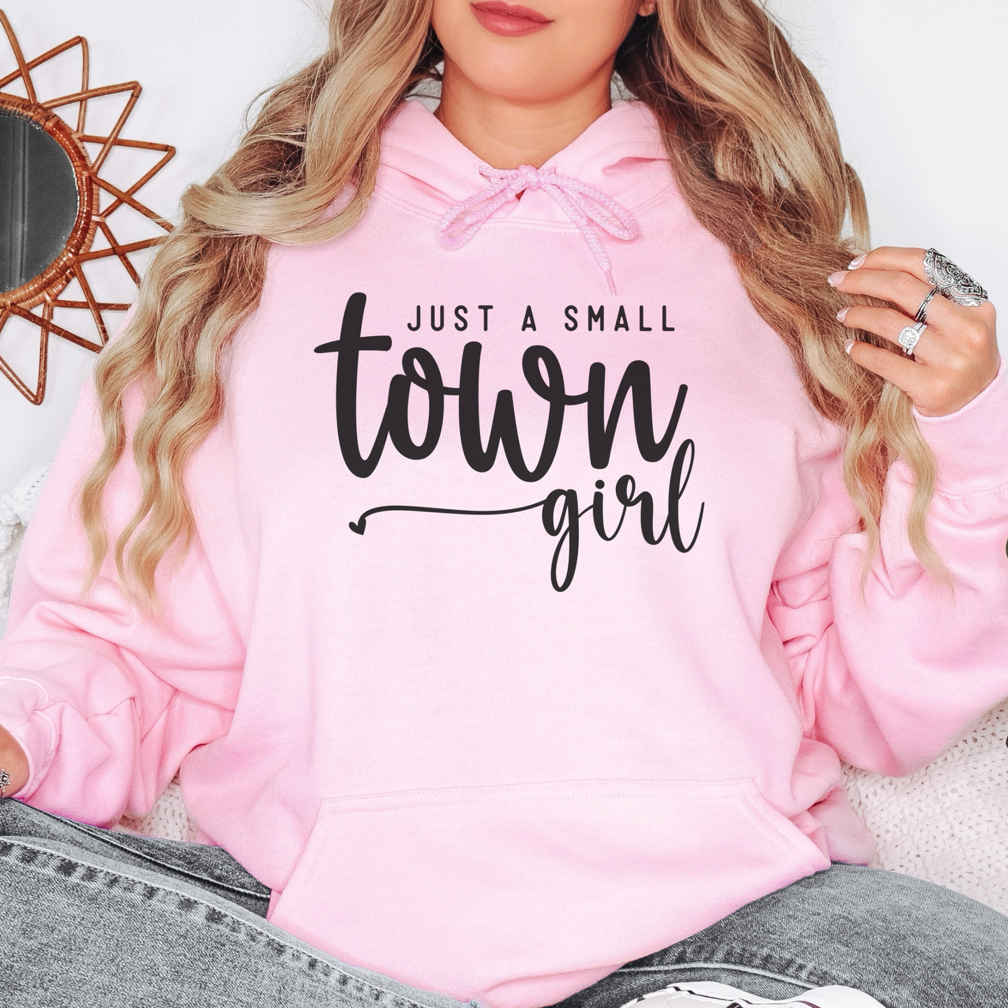 Just a small town girl! Heavy Blend™ Hooded Sweatshirt
