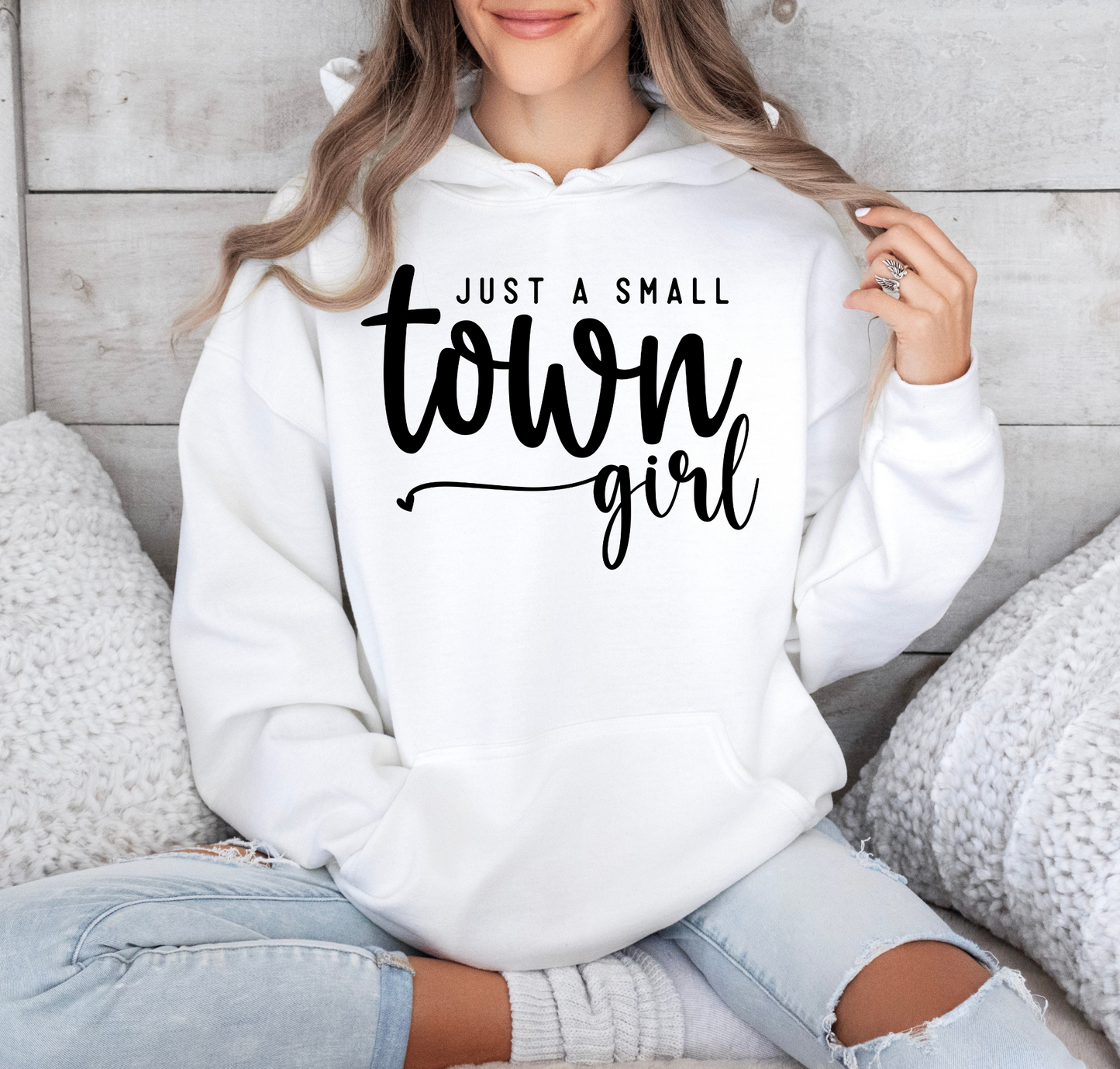 Just a small town girl! Heavy Blend™ Hooded Sweatshirt