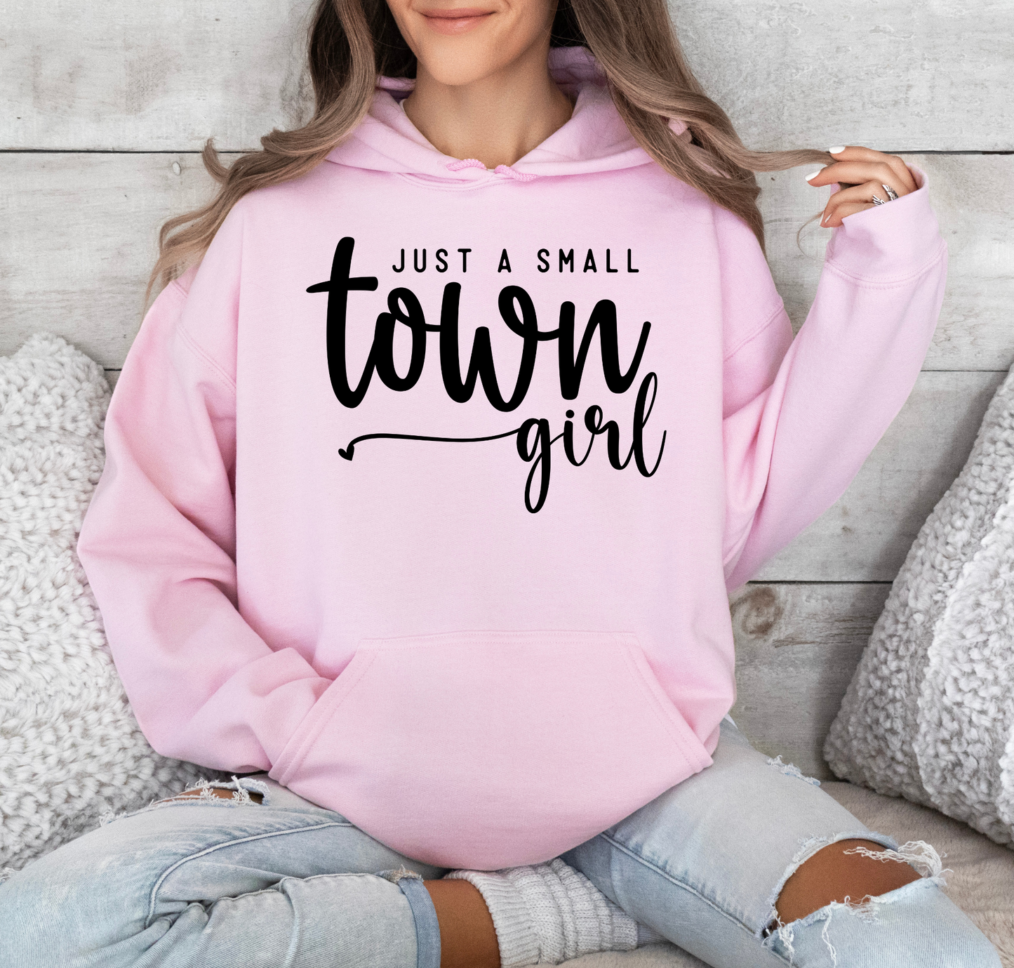 Just a small town girl! Heavy Blend™ Hooded Sweatshirt